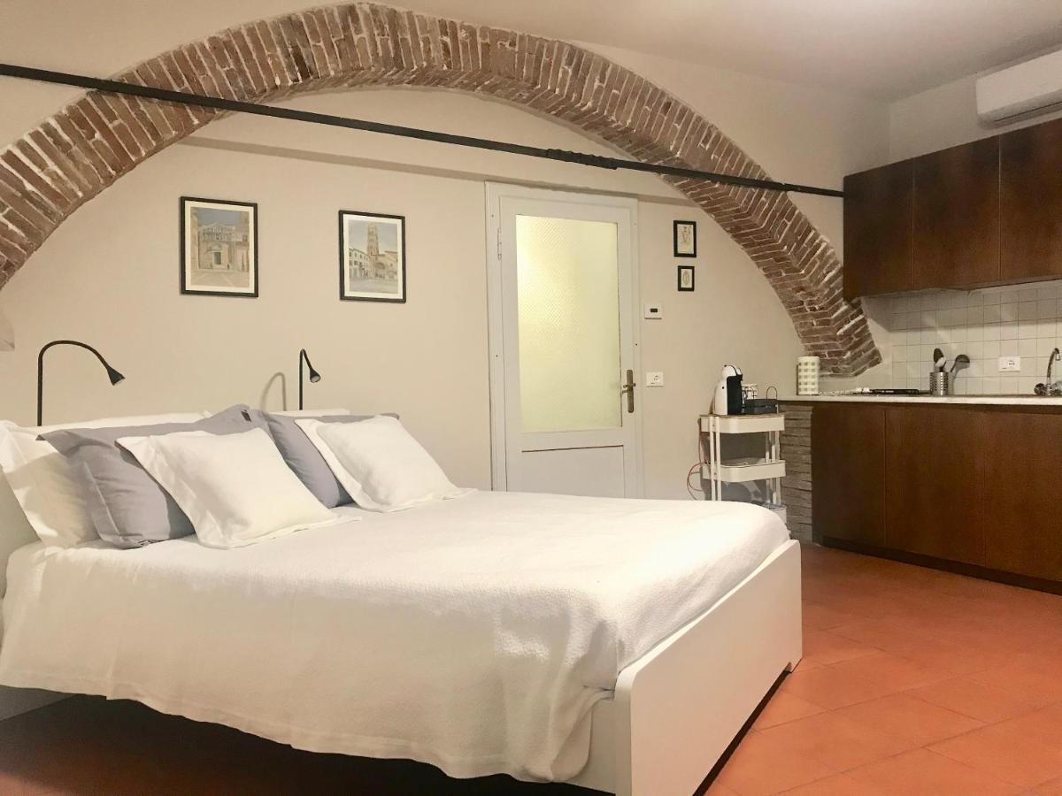 La Casa Nel Vicolo Apartman Altopascio Kültér fotó