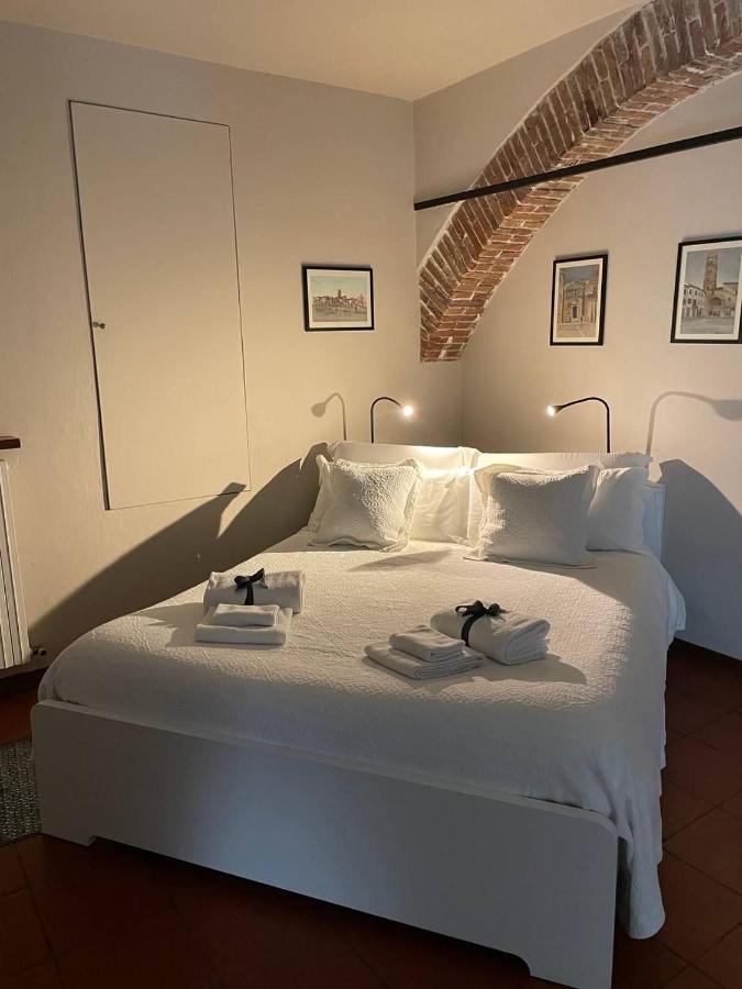 La Casa Nel Vicolo Apartman Altopascio Kültér fotó